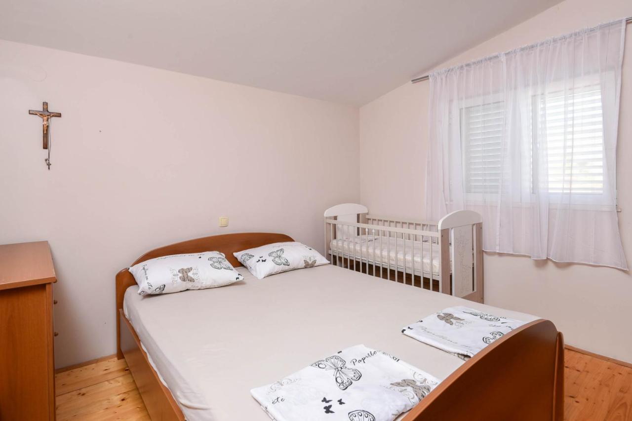 Apartments Karla Orebić Eksteriør billede